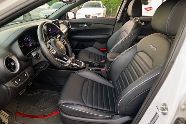 Vehicle image 27 of 57