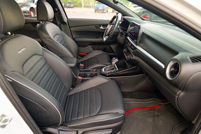 Vehicle image 20 of 57