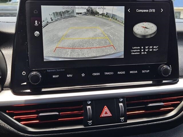 Vehicle image 19 of 32