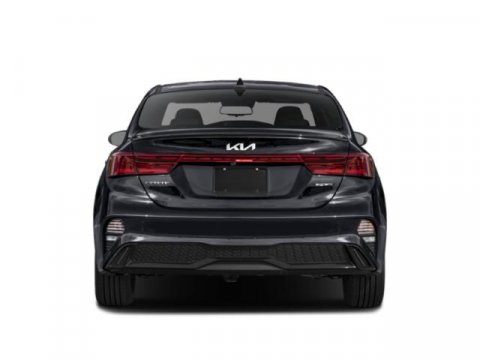Vehicle image 7 of 19
