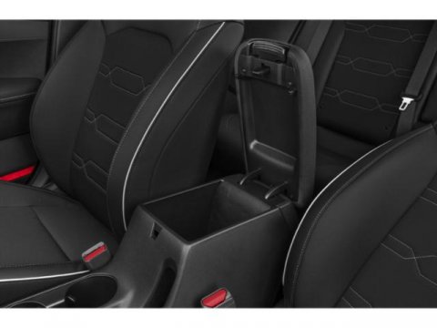 Vehicle image 17 of 19