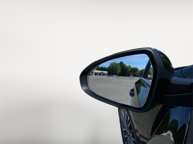 Vehicle image 23 of 35