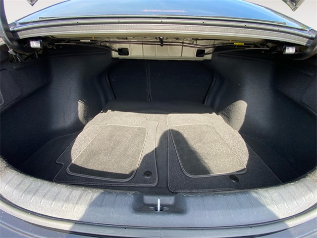 Vehicle image 15 of 35