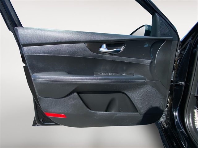 Vehicle image 29 of 35