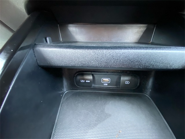 Vehicle image 34 of 35