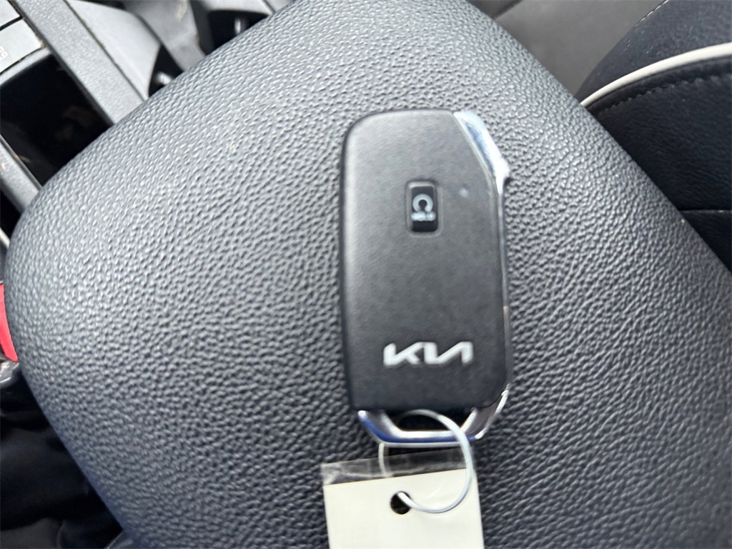 2023 Kia Forte GT-Line Image 25 of 32