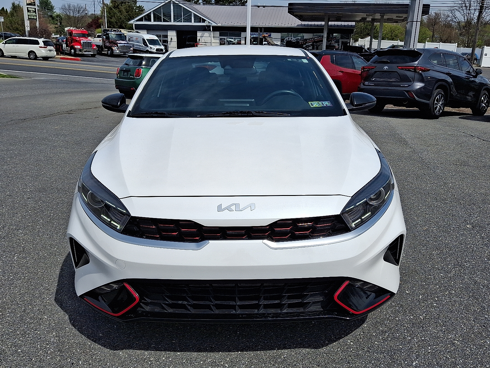 Vehicle image 4 of 30