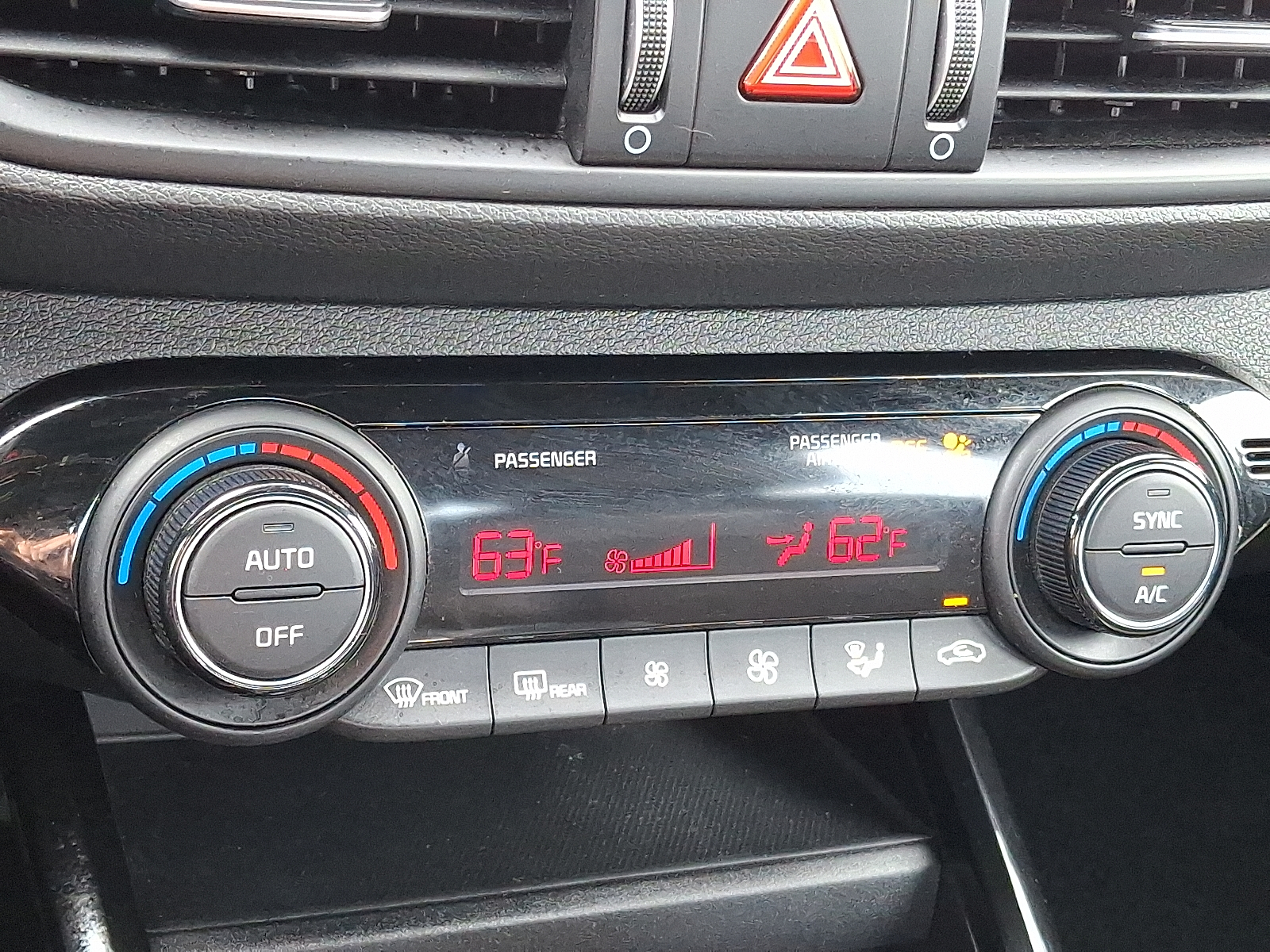 Vehicle image 15 of 30