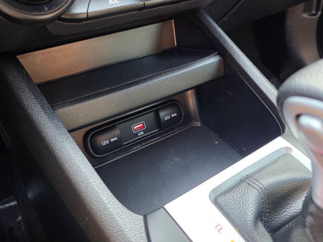 2023 Kia Forte LXS Image 21 of 35