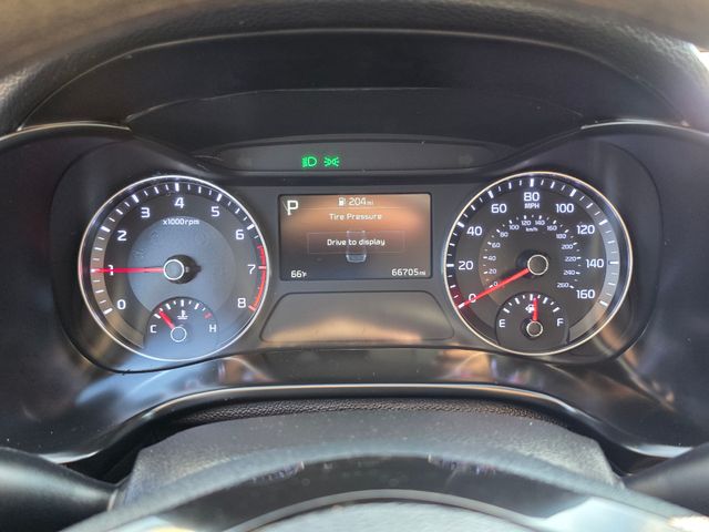 2023 Kia Forte LXS Image 17 of 35