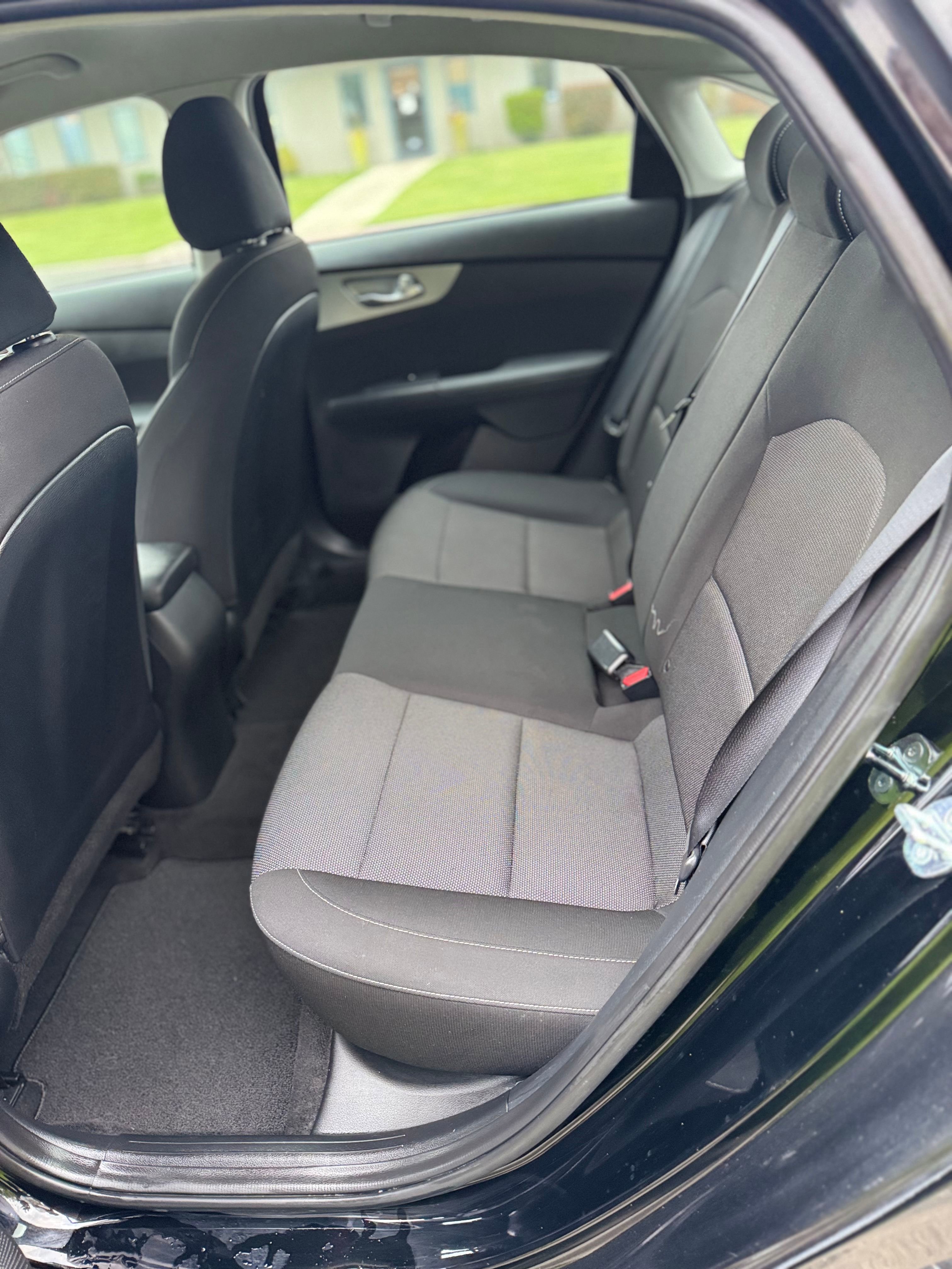 Vehicle image 5 of 20