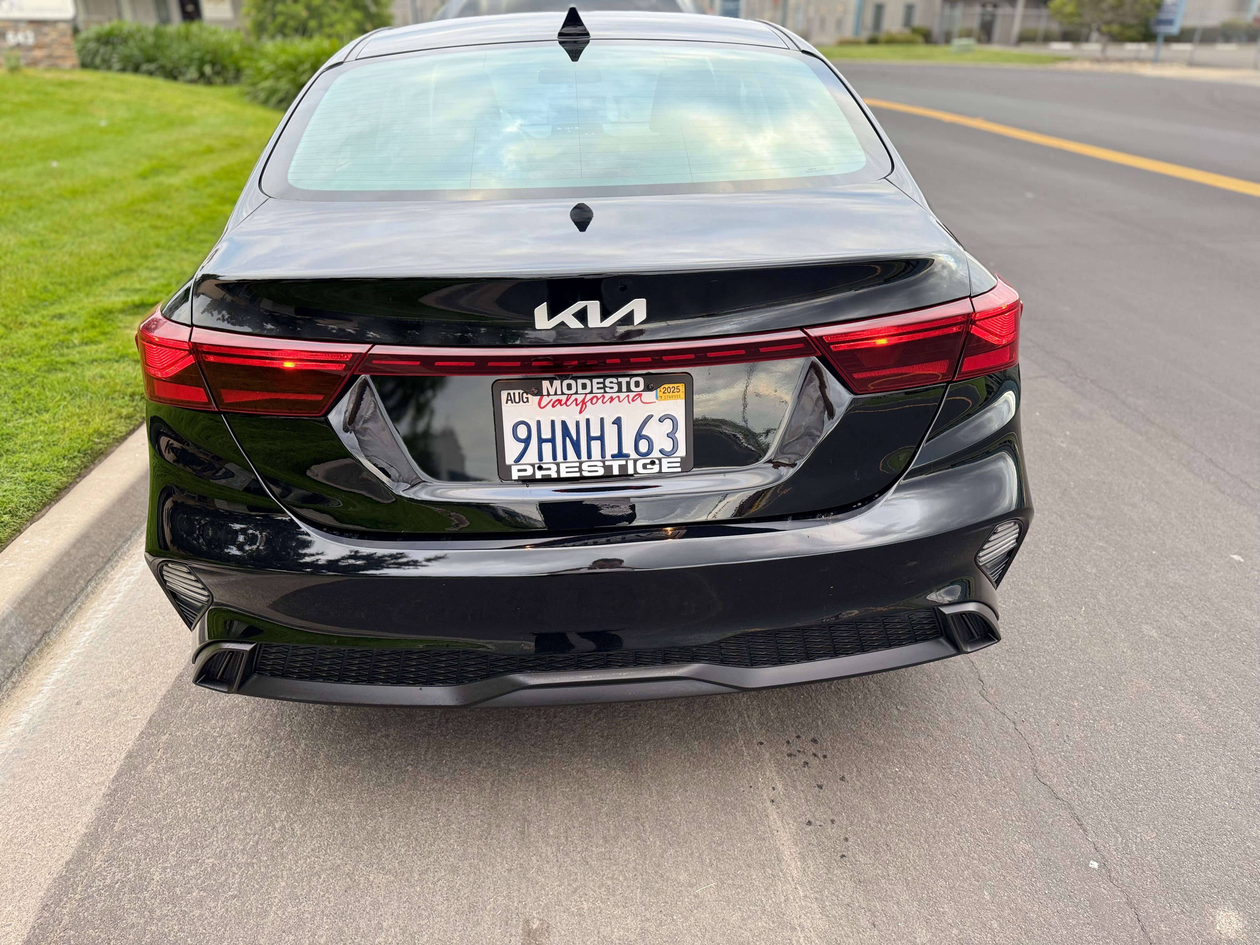 Vehicle image 11 of 20