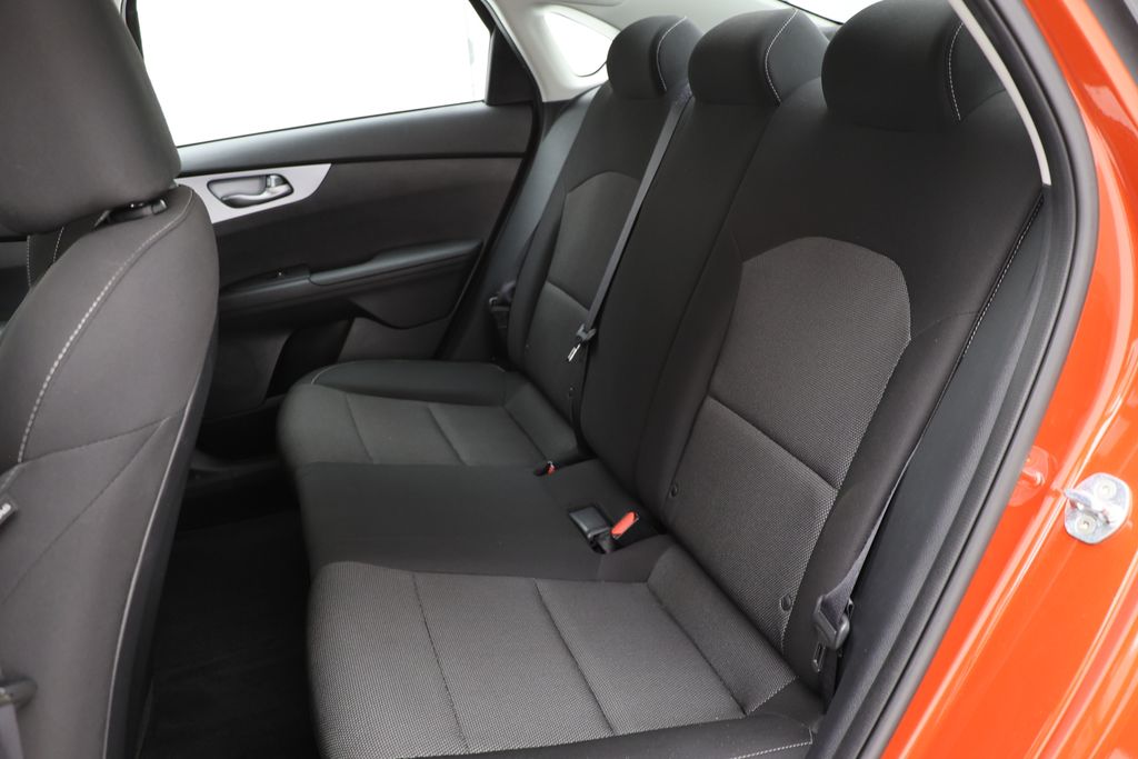 2023 Kia Forte LXS Image 11 of 26