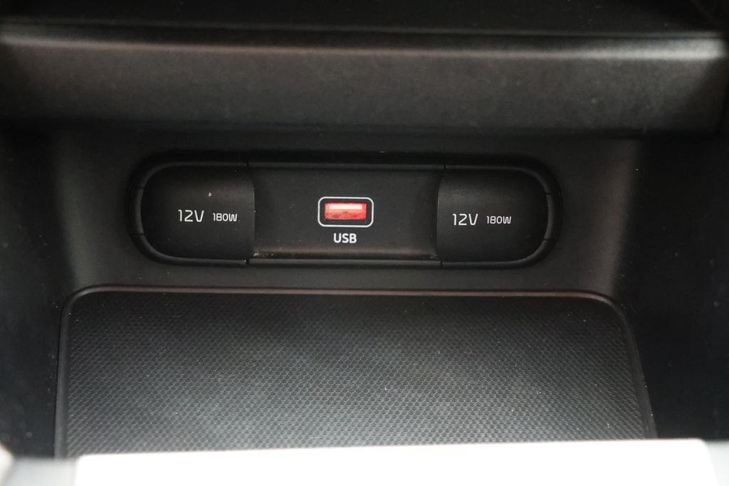 2023 Kia Forte LXS Image 23 of 26