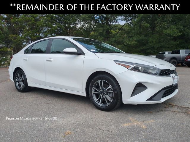 2023 Kia Forte LXS Image 3 of 26