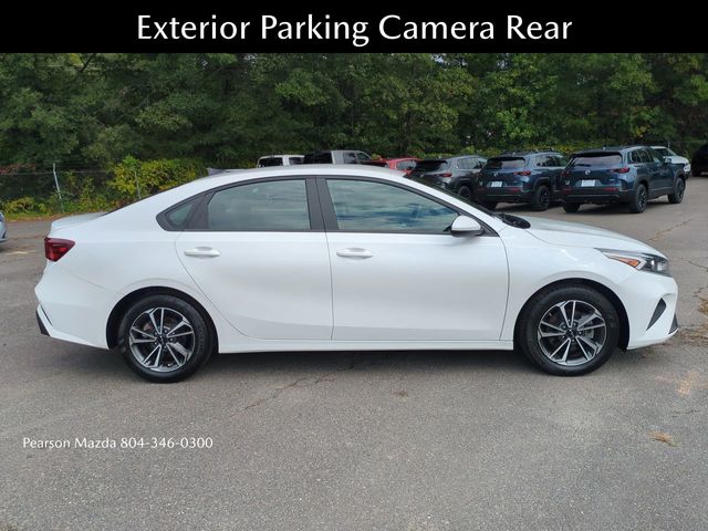 2023 Kia Forte LXS Image 5 of 26