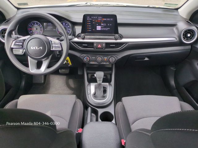 2023 Kia Forte LXS Image 14 of 26