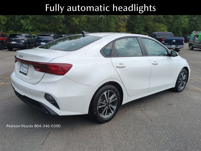 2023 Kia Forte LXS Image 7 of 26