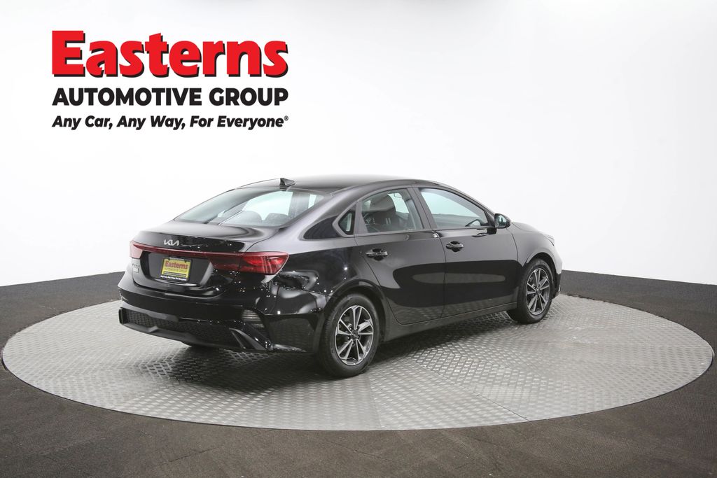 2023 Kia Forte LXS Image 20 of 63