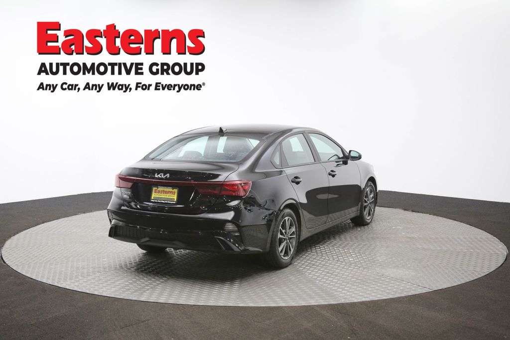 2023 Kia Forte LXS Image 24 of 63