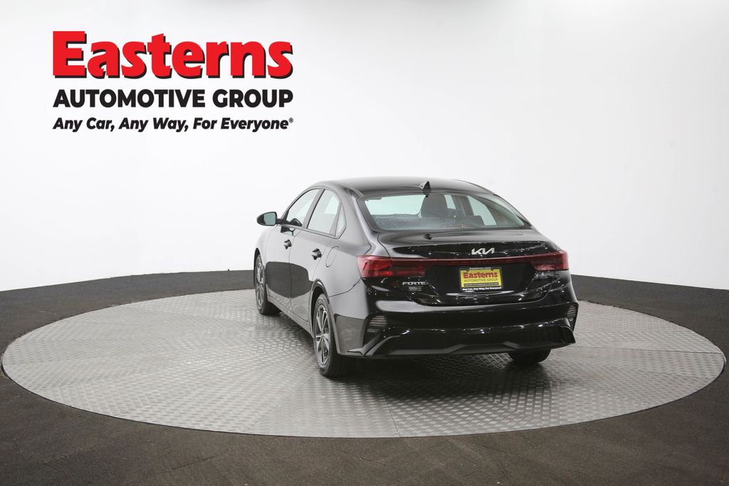 2023 Kia Forte LXS Image 29 of 63