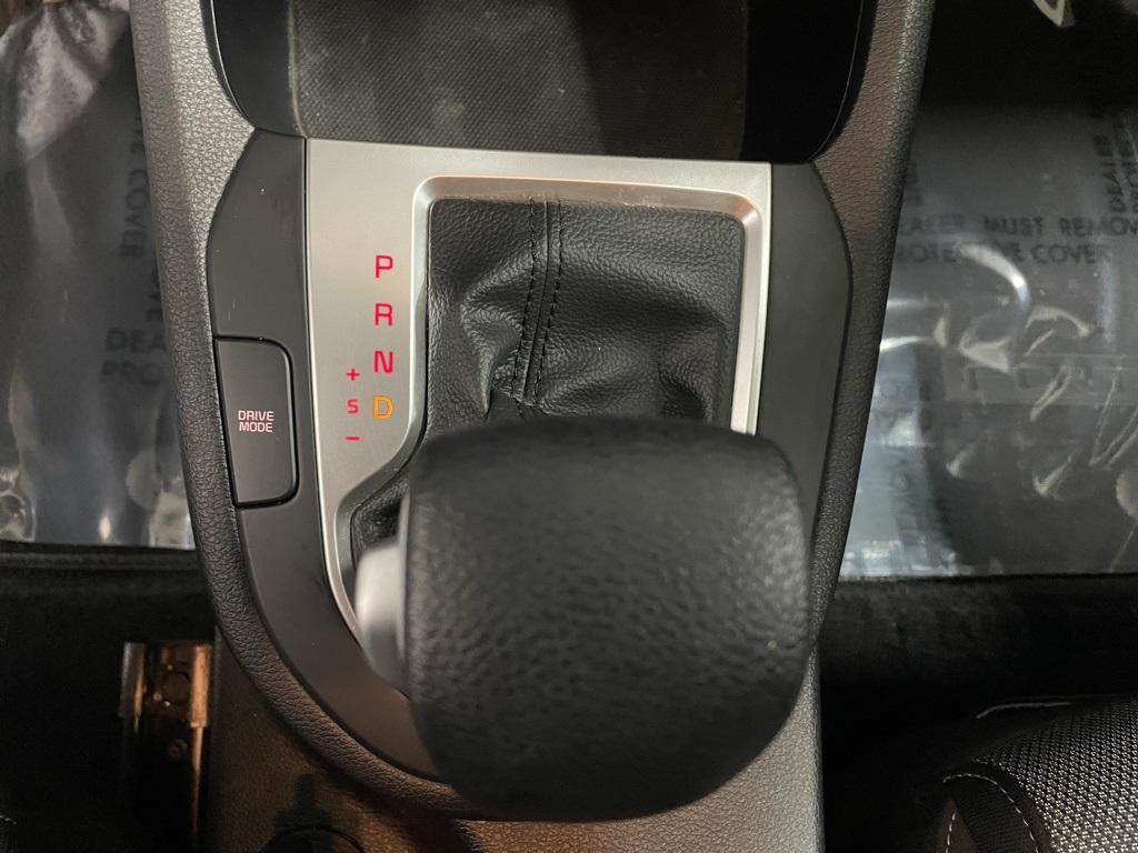 Vehicle image 20 of 31
