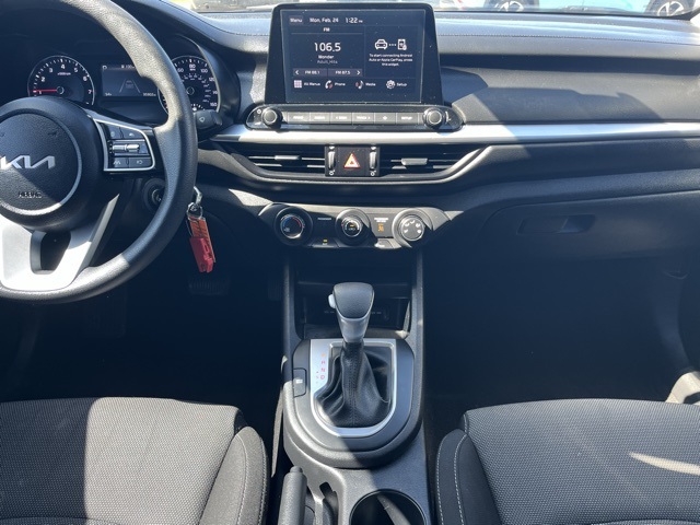 Vehicle image 22 of 30