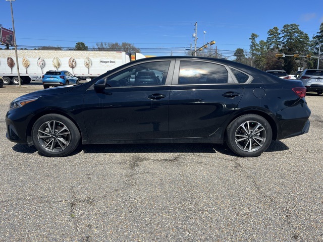 Vehicle image 2 of 30