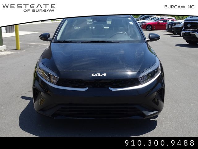 Vehicle image 3 of 31