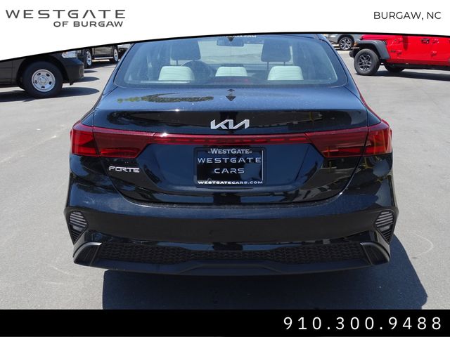 Vehicle image 9 of 31