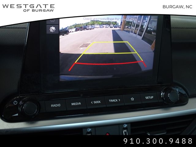 Vehicle image 26 of 31