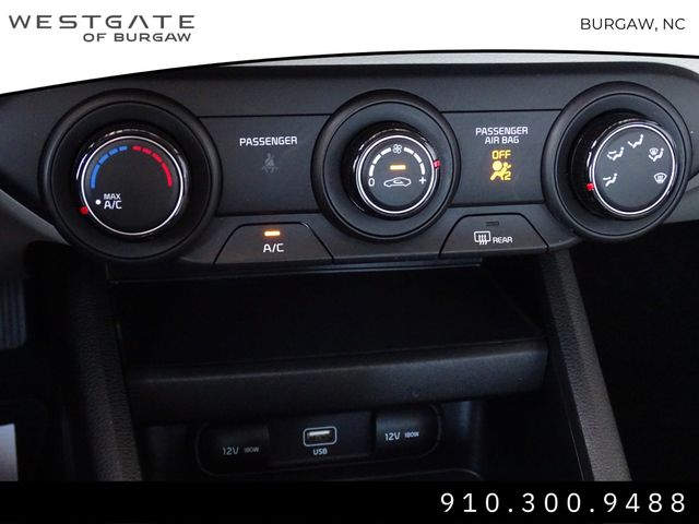 Vehicle image 27 of 31