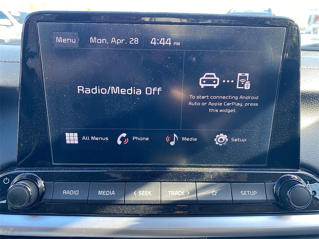 Vehicle image 14 of 24