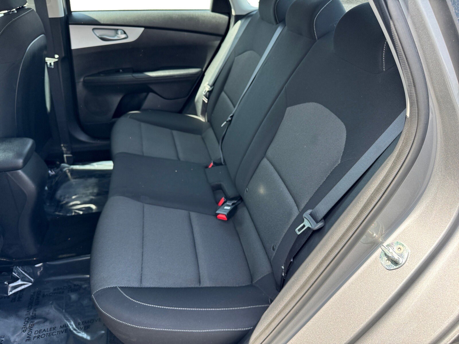Vehicle image 22 of 28
