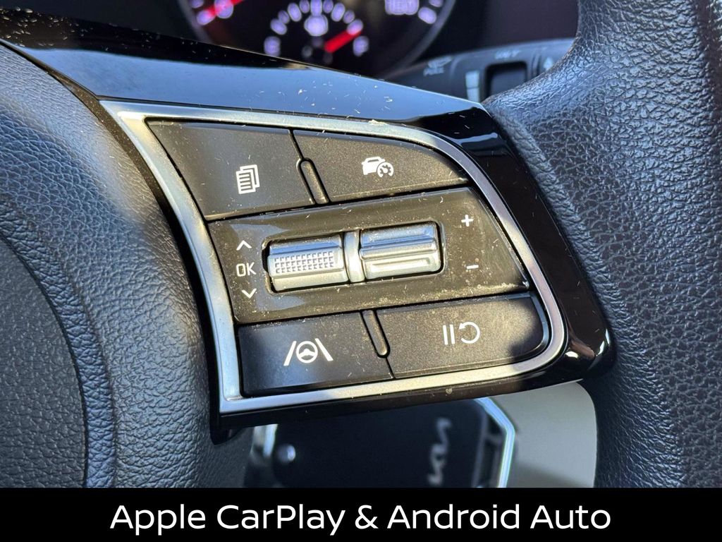 2023 Kia Forte LXS Image 19 of 30