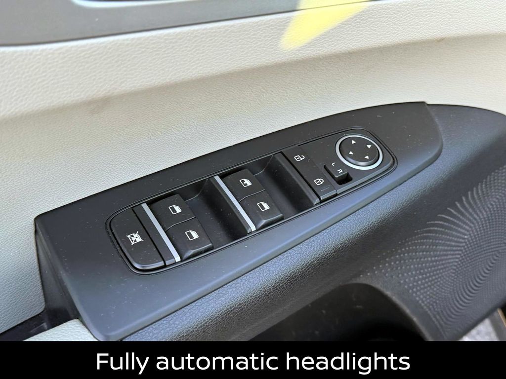 2023 Kia Forte LXS Image 27 of 30