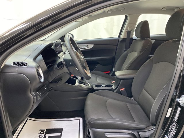 Vehicle image 9 of 26