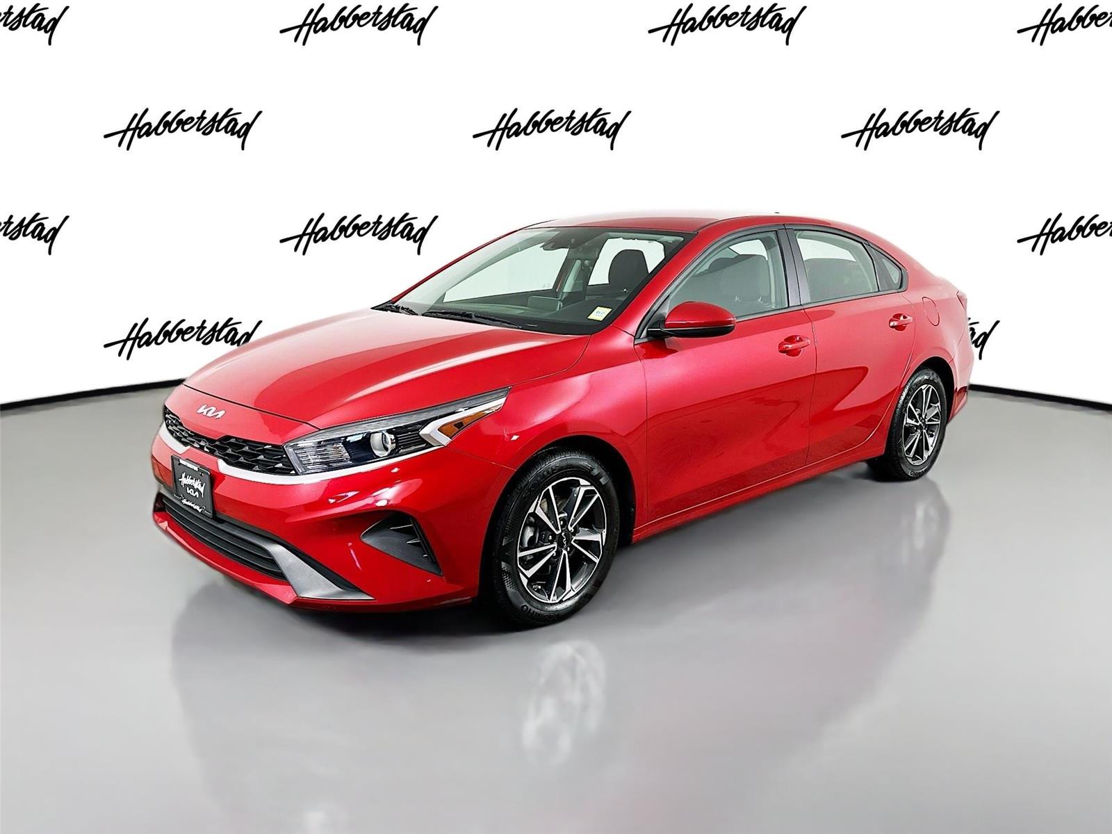 2023 Kia Forte LXS Image 1 of 34