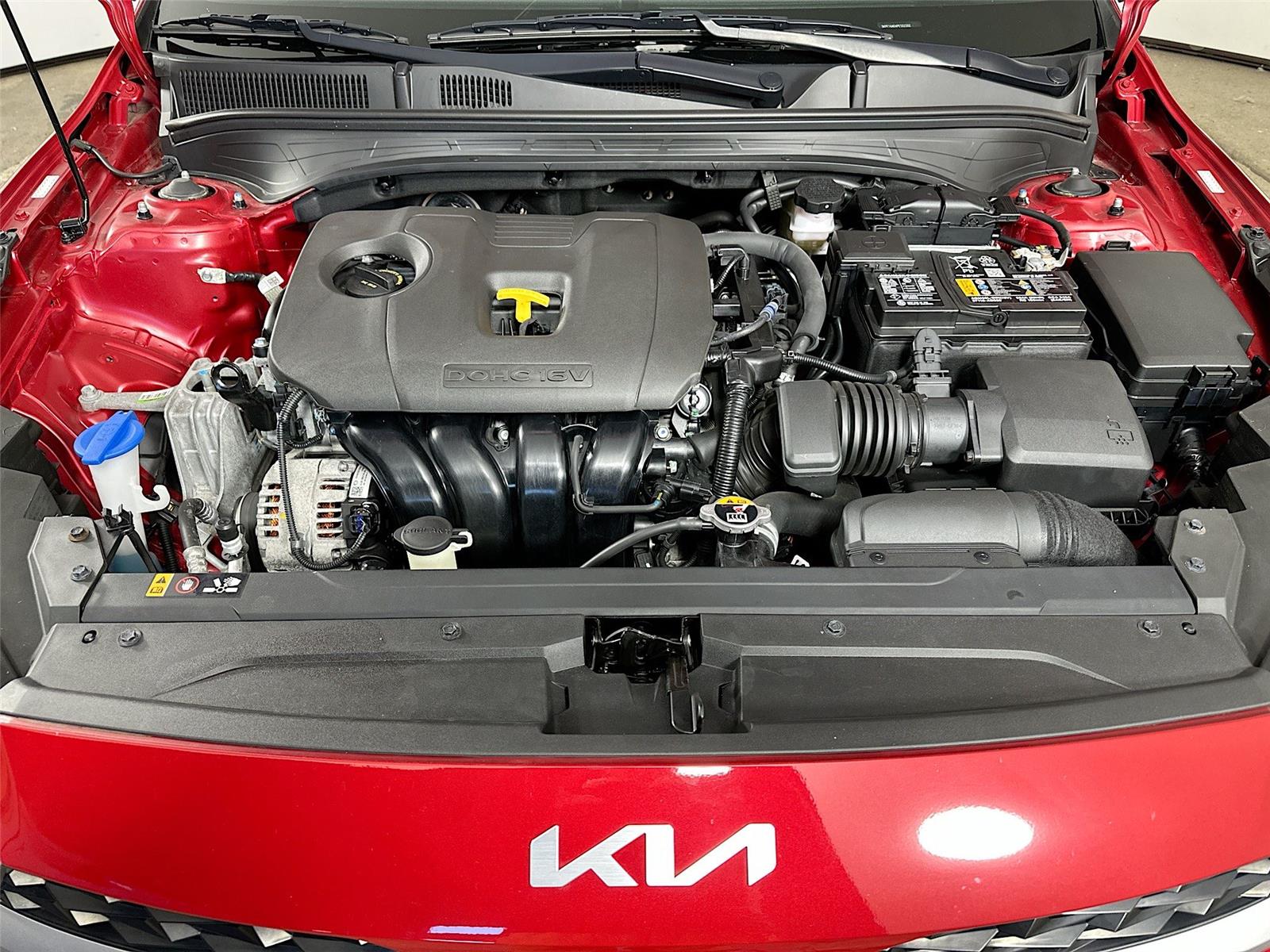 2023 Kia Forte LXS Image 12 of 34