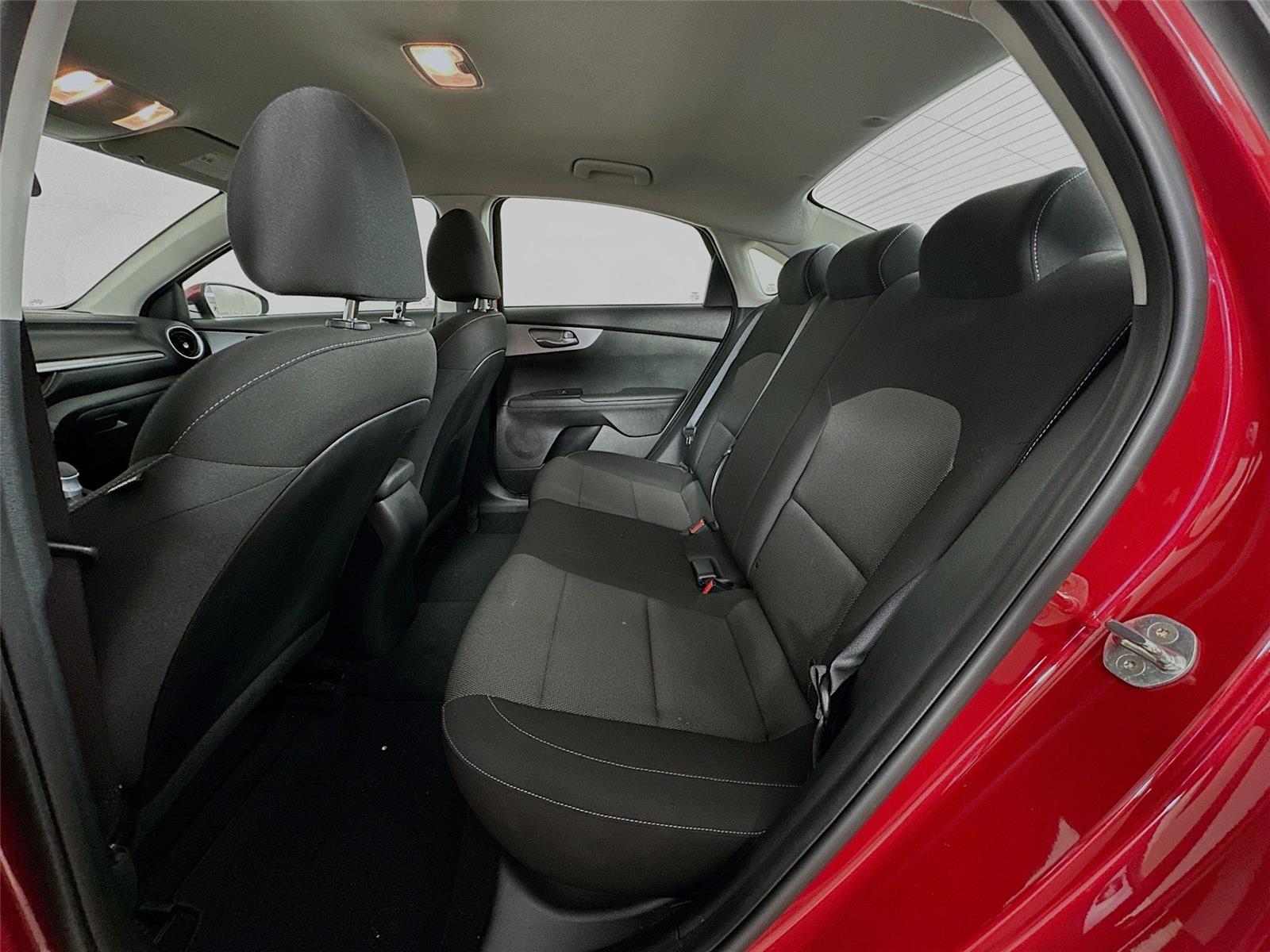 2023 Kia Forte LXS Image 15 of 34