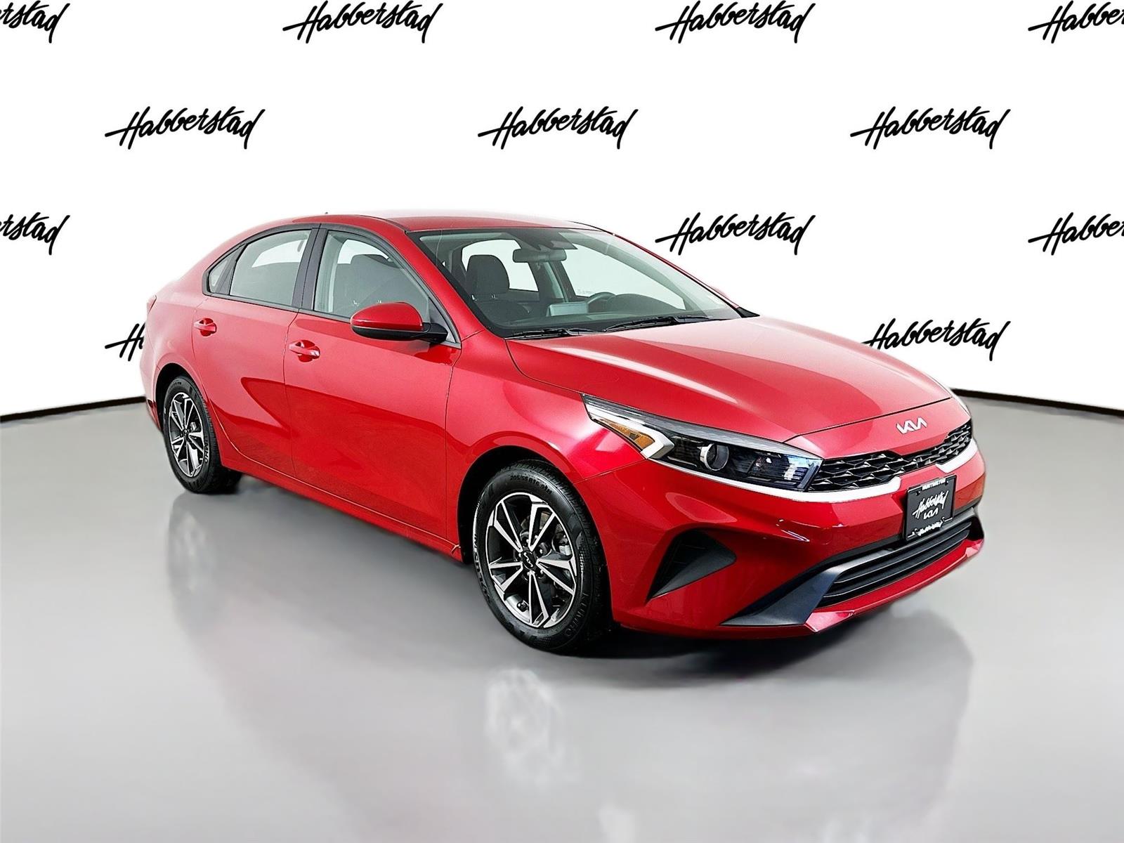 2023 Kia Forte LXS Image 5 of 34