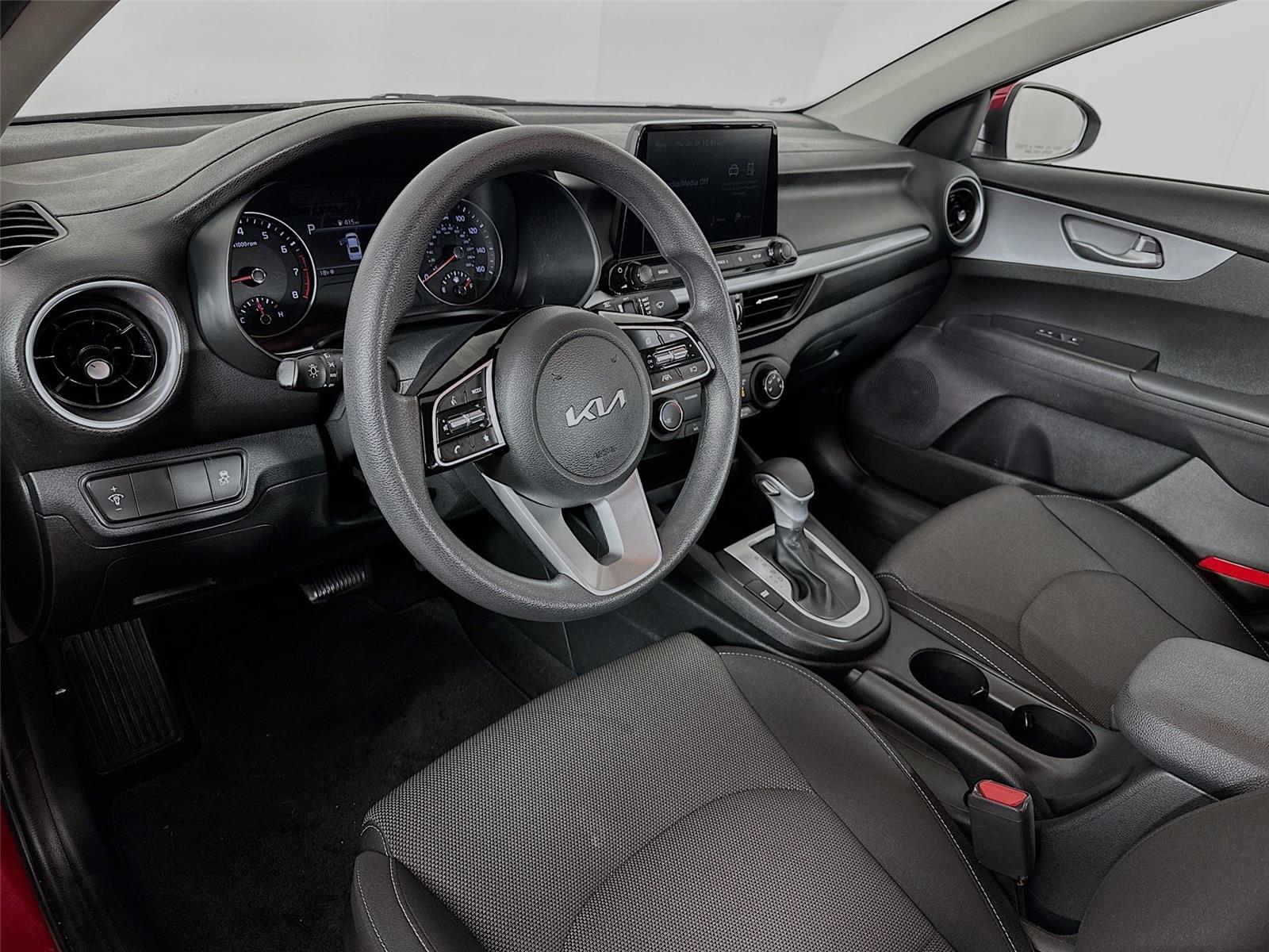 2023 Kia Forte LXS Image 20 of 34