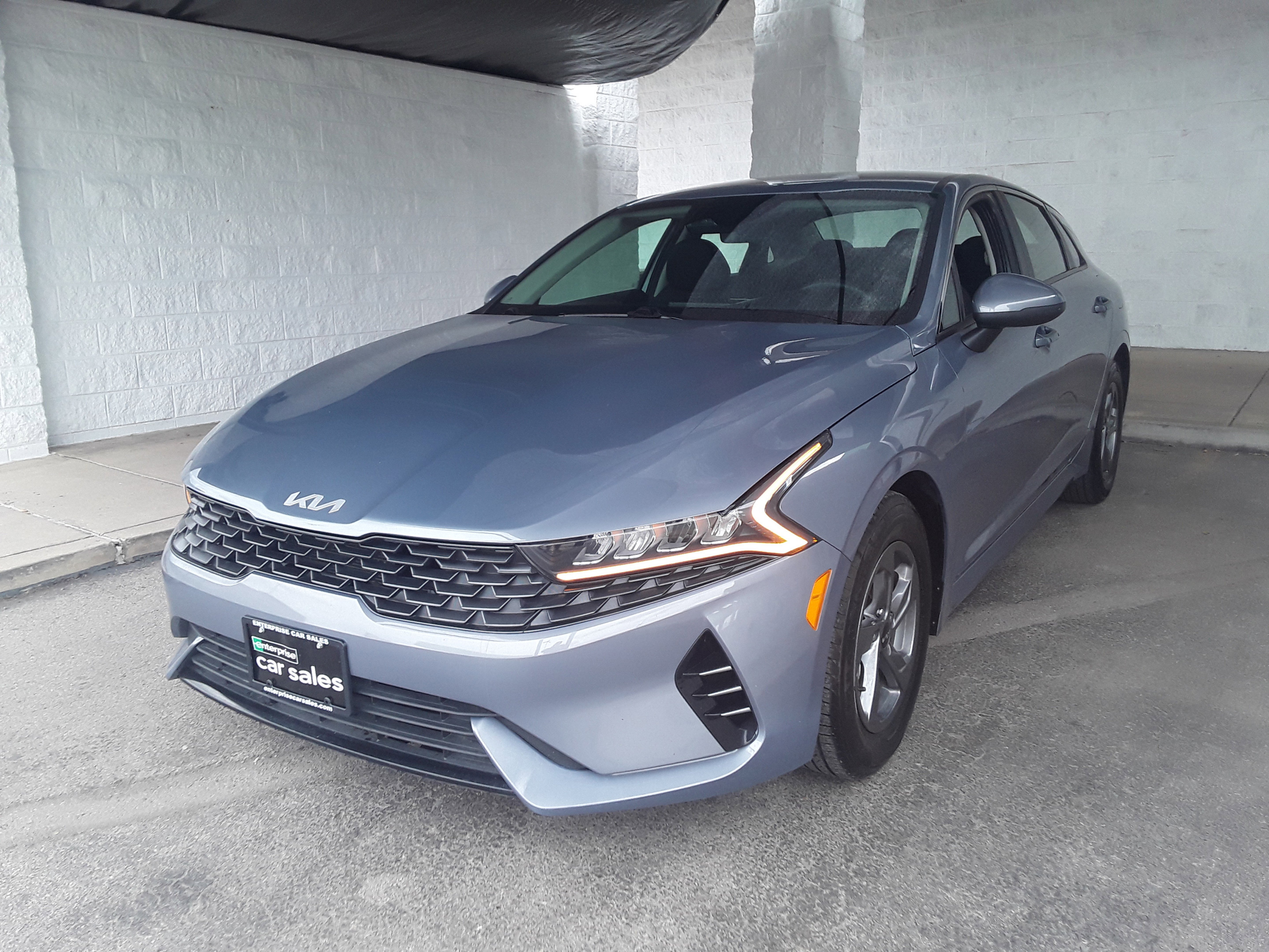 Vehicle image 1 of 14