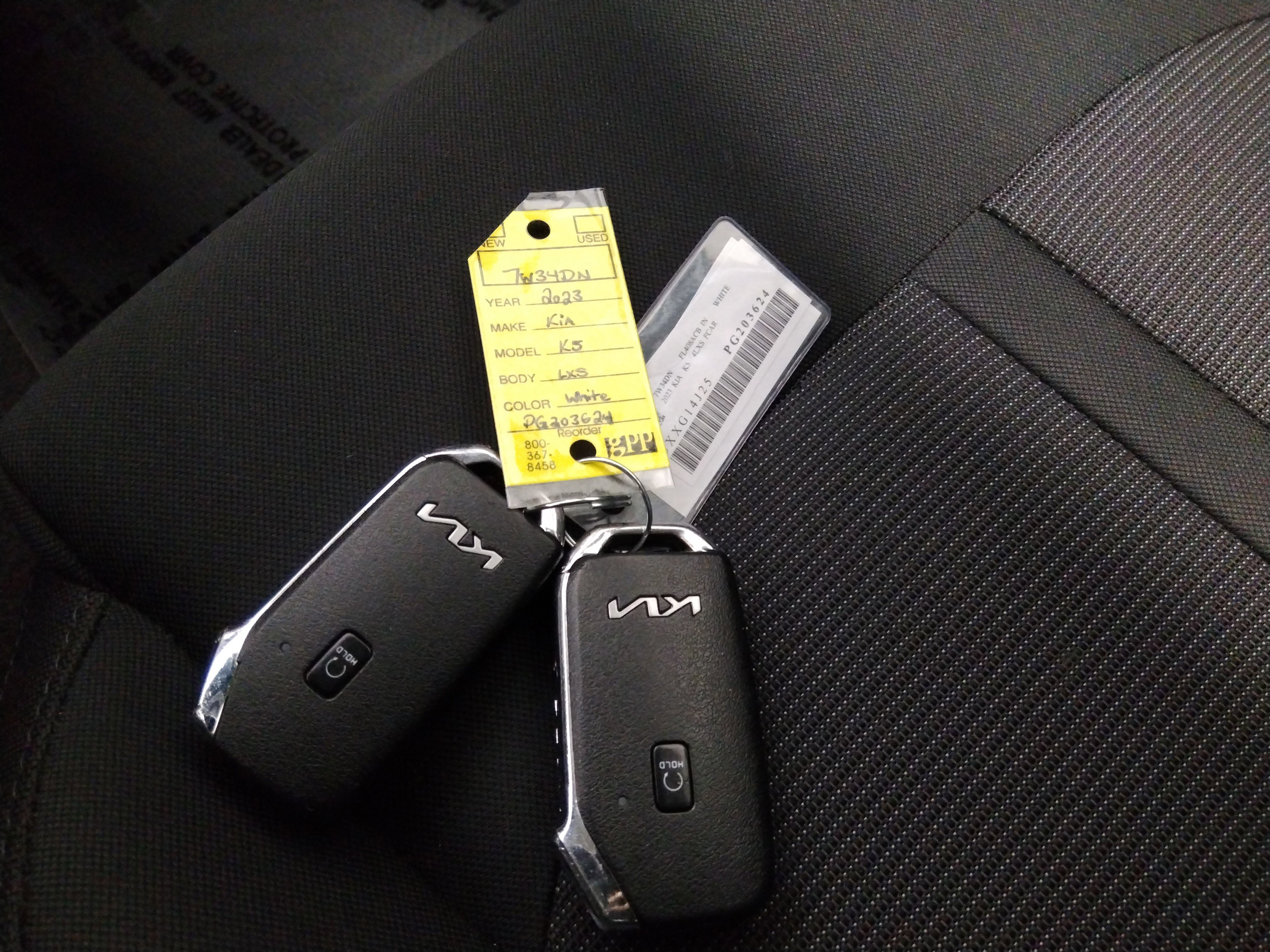 Vehicle image 12 of 22