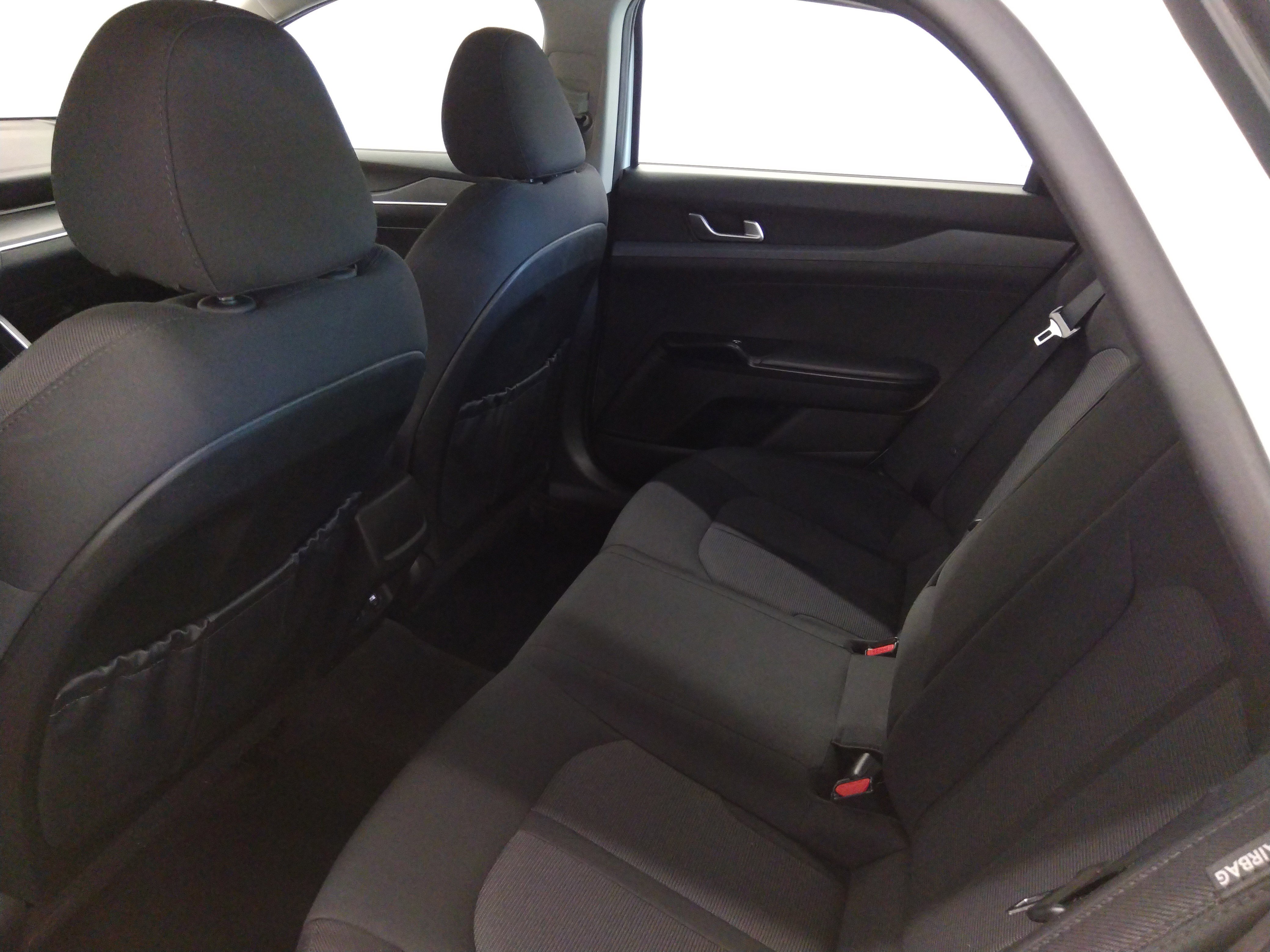 Vehicle image 8 of 22