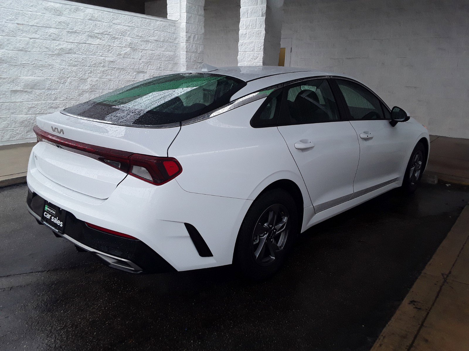 Vehicle image 2 of 20