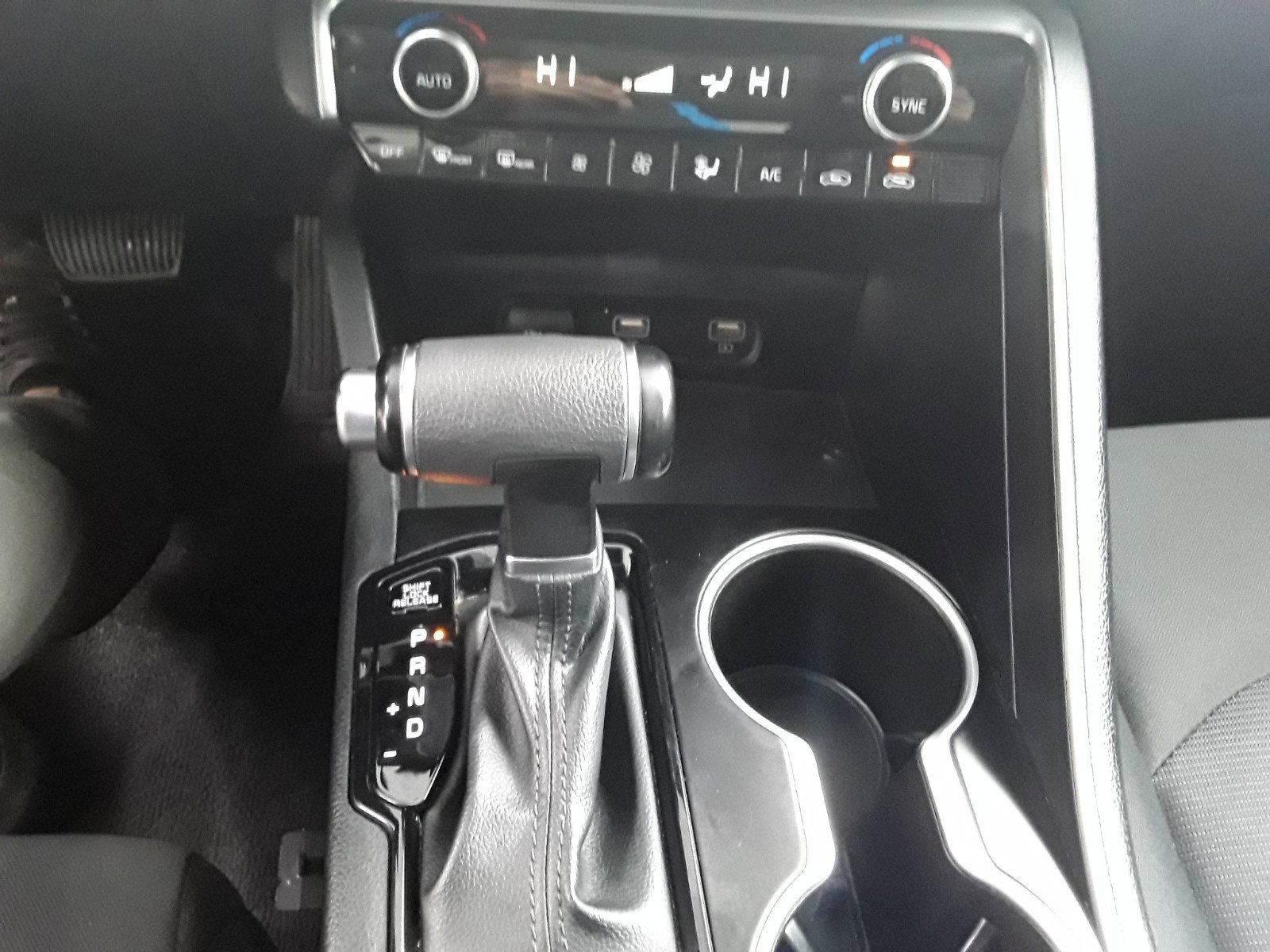 Vehicle image 15 of 20