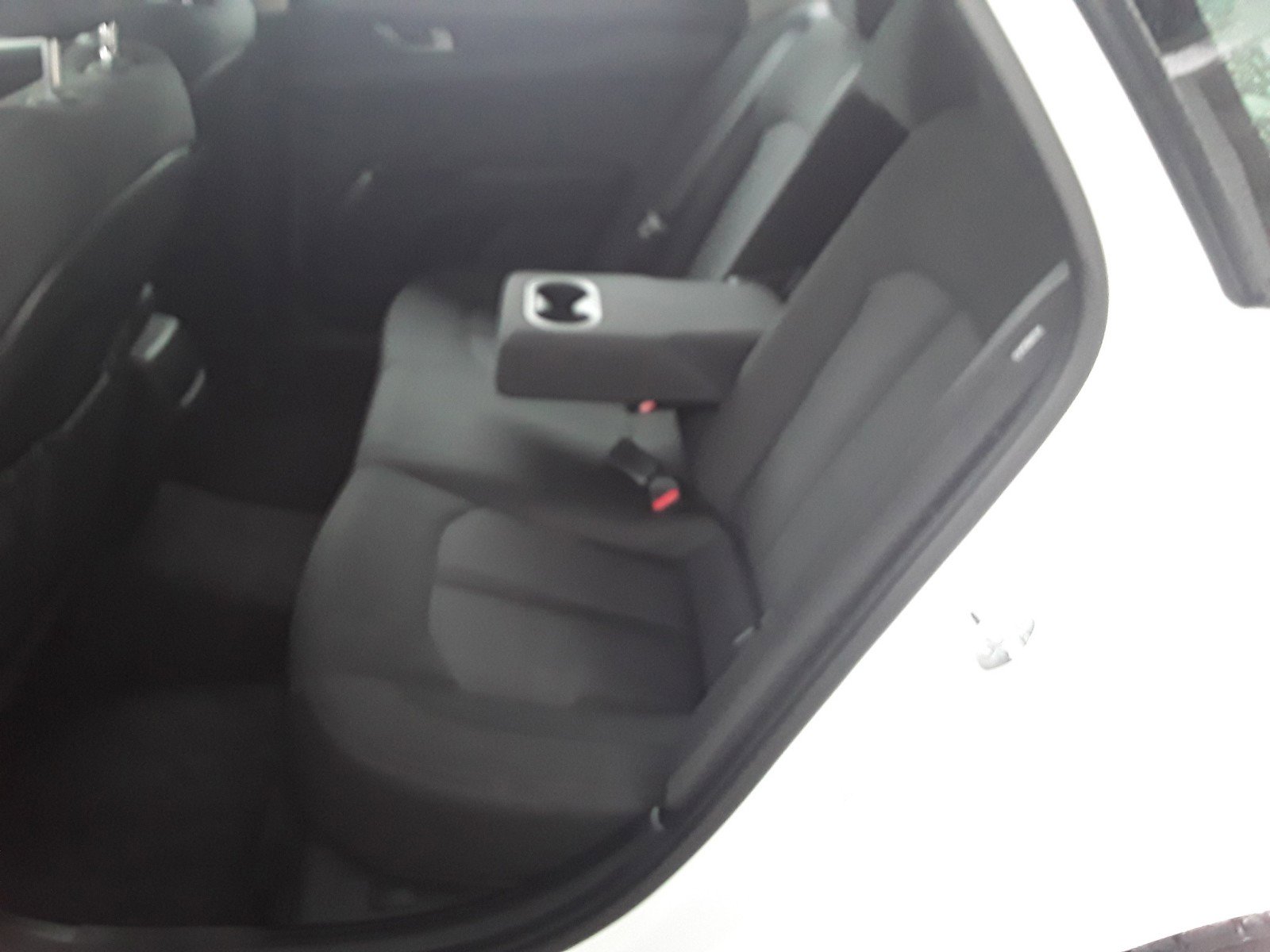 Vehicle image 10 of 20