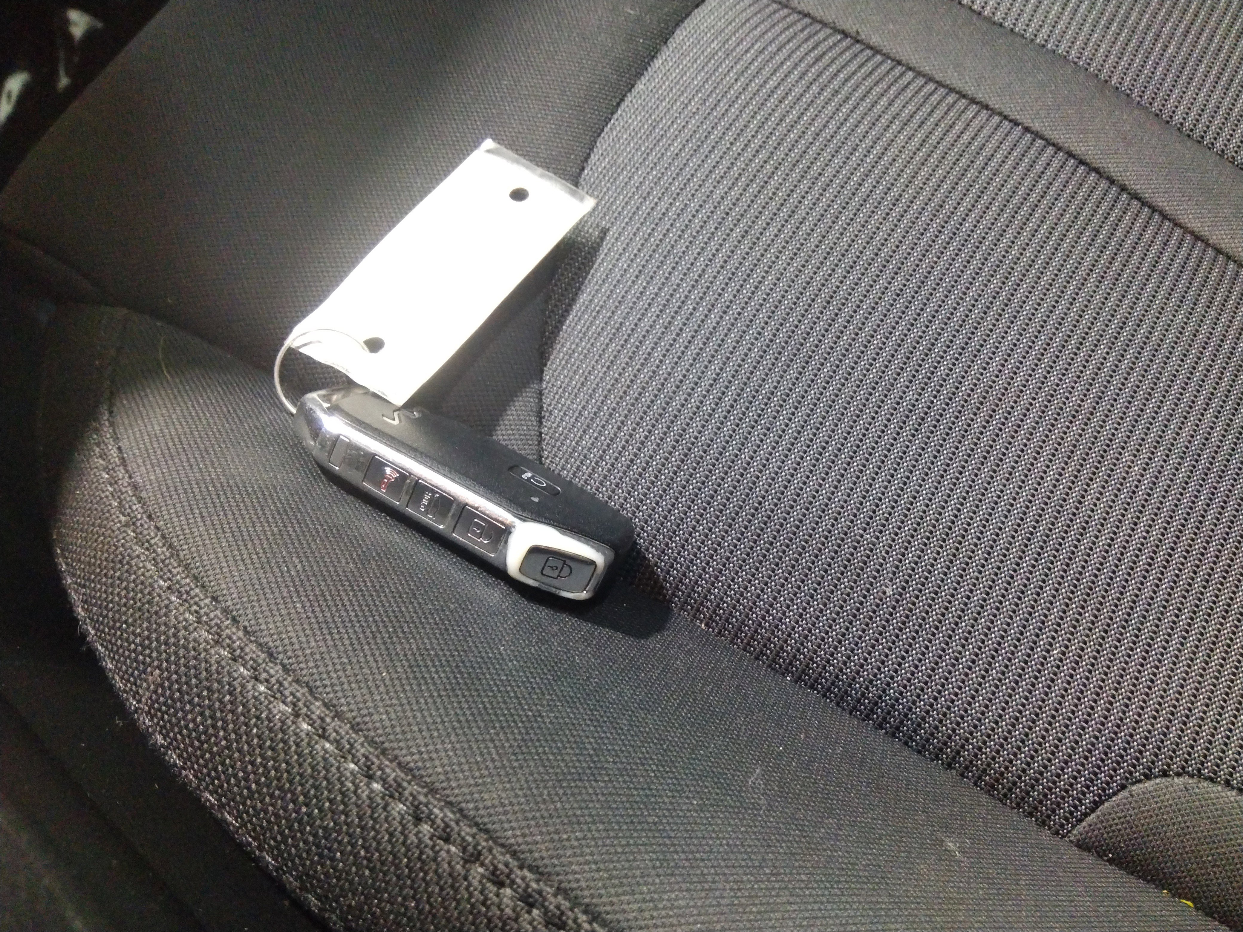 Vehicle image 12 of 23
