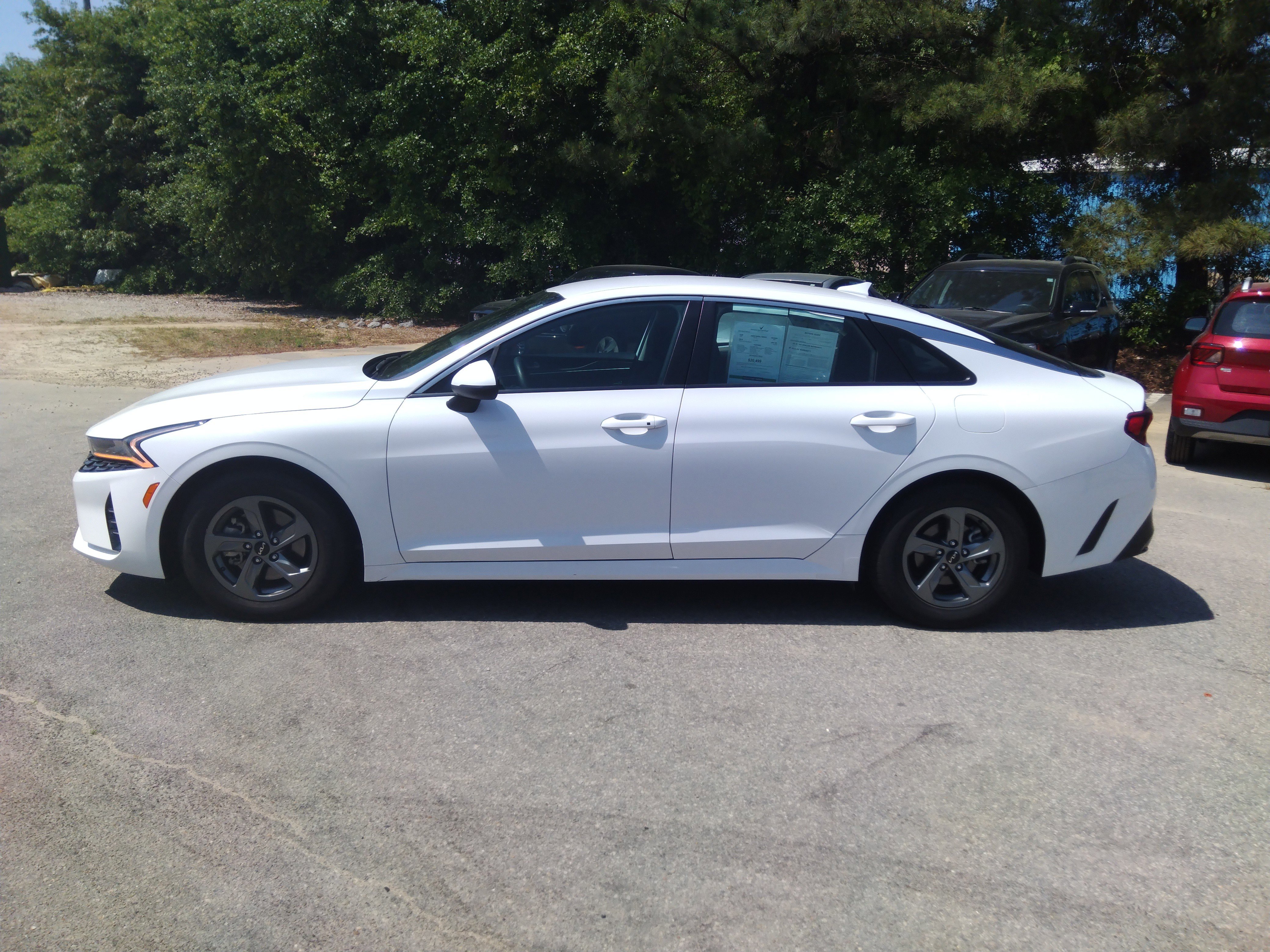 Vehicle image 4 of 23